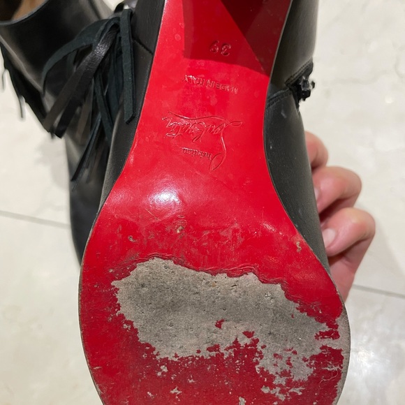 -SOLD!!!! Christian Louboutin black booties with fringe - Picture 4 of 4